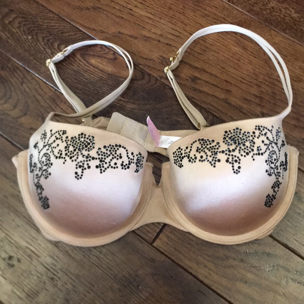 VS balconet bra.